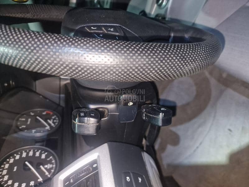 BMW Serija 5 e60 2008. god. -  kompletan auto u delovima