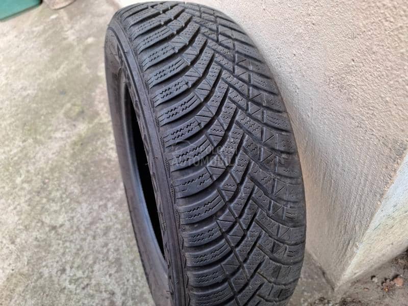 Hankook 185/65 R15 Zimska