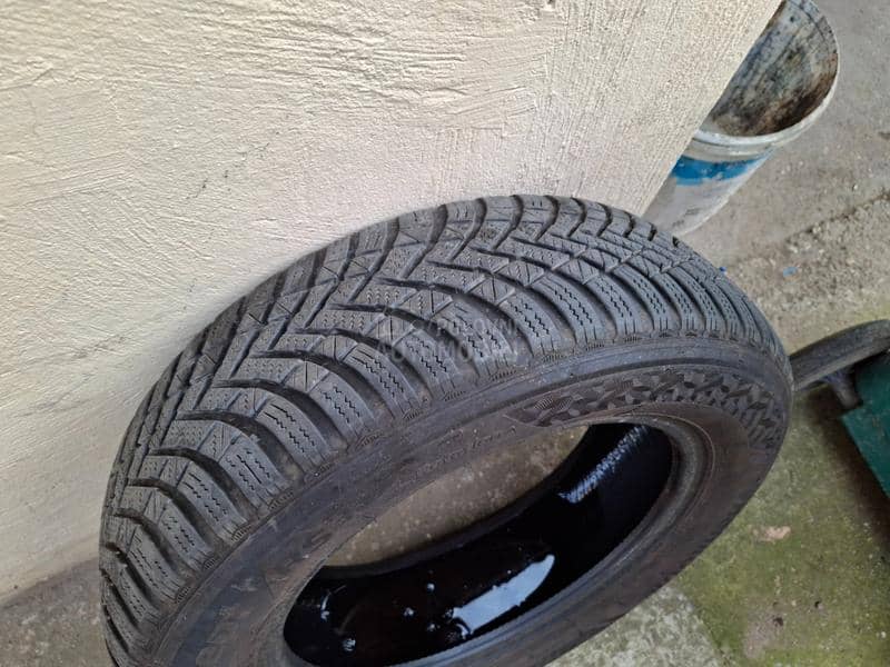 Hankook 185/65 R15 Zimska