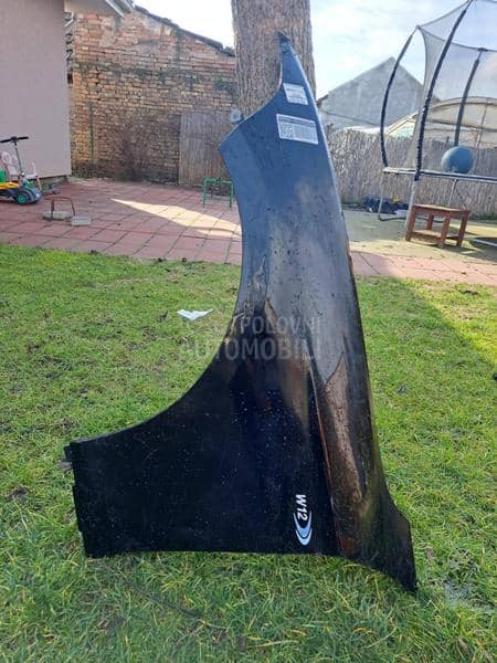 Levo krilo blatobran F20 F21