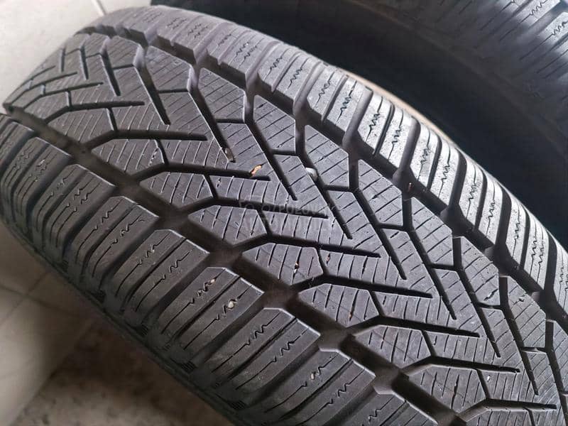 Semperit 185/65 R15 Zimska