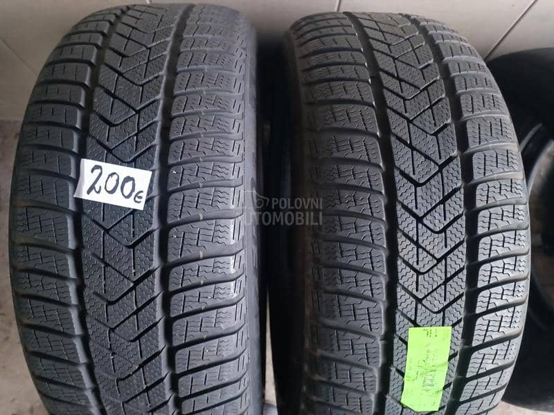 Pirelli 235/50 R19 Zimska