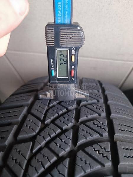 Hankook 215/65 R17 Sve sezone