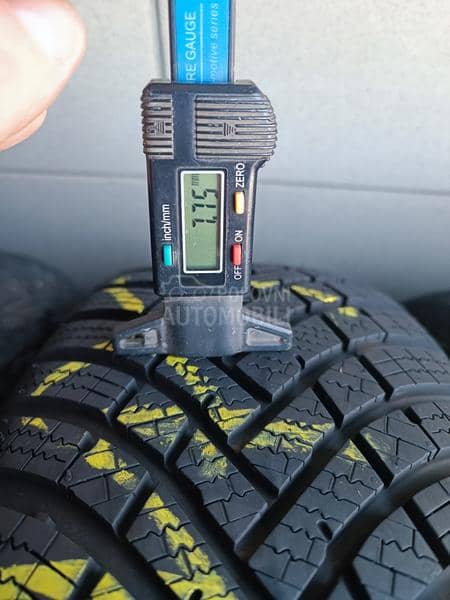 Hankook 215/70 R16 Zimska