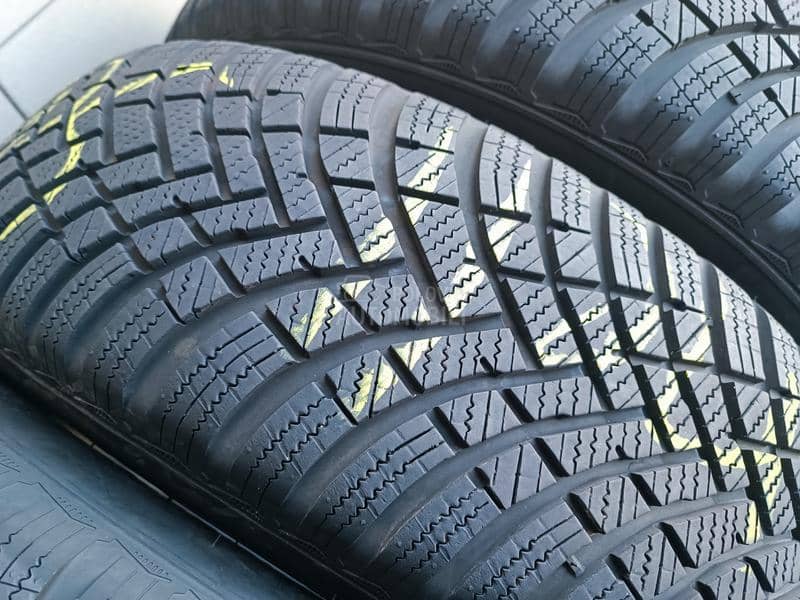 Hankook 215/70 R16 Zimska