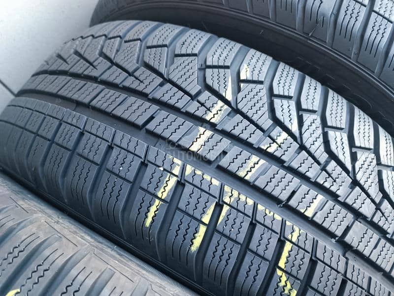 Hankook 215/60 R16 Zimska
