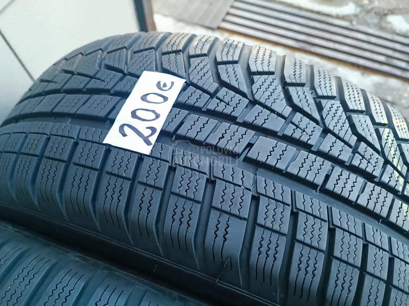 Hankook 215/60 R16 Zimska
