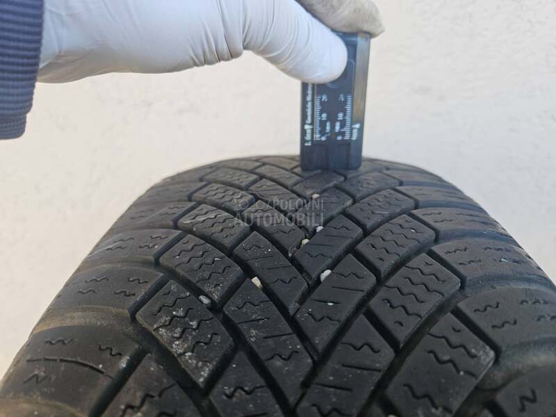 Nexen 215/65 R16 Zimska