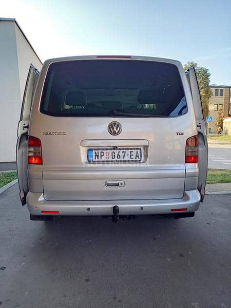 Volkswagen Multivan 