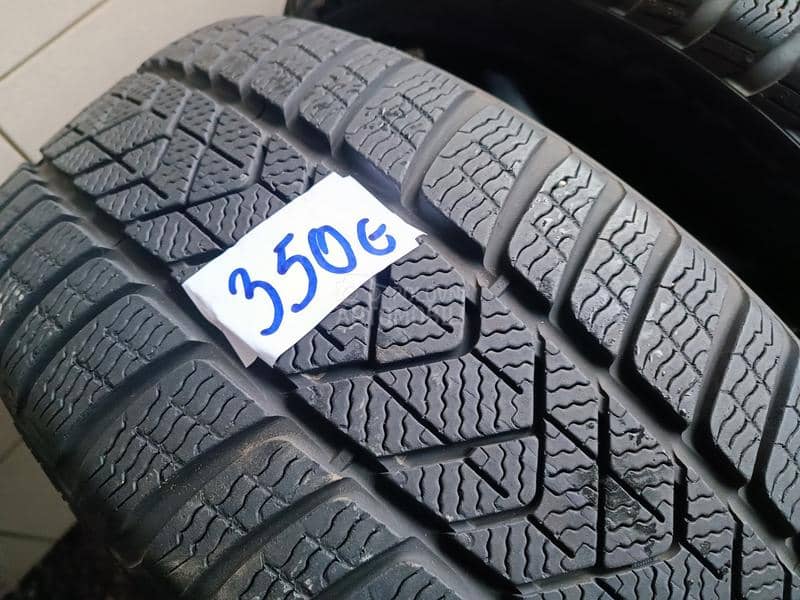 Pirelli 225/45 R18 Zimska