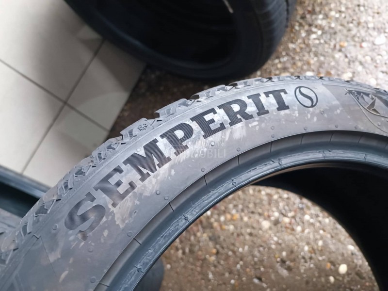 Semperit 225/45 R18 Zimska