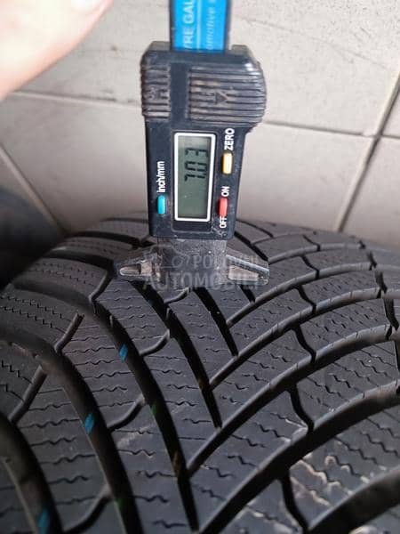 Semperit 225/45 R18 Zimska