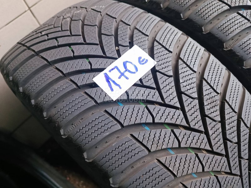 Semperit 225/45 R18 Zimska