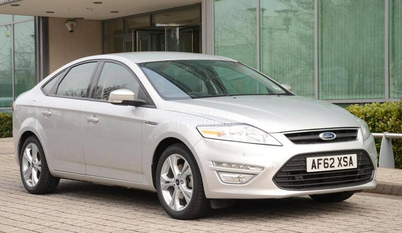 Ford Mondeo tdci 2013. god. -  kompletan auto u delovima