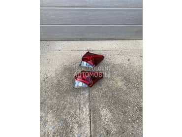 Zadnja Desna Stop Lampa II e18 za Toyota Auris od 2015. do 2018. god.