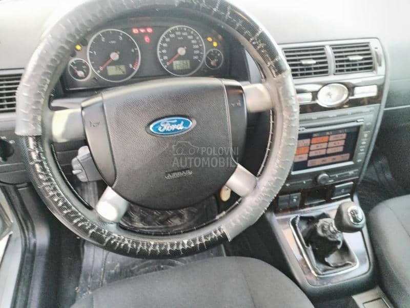 Ford Mondeo 