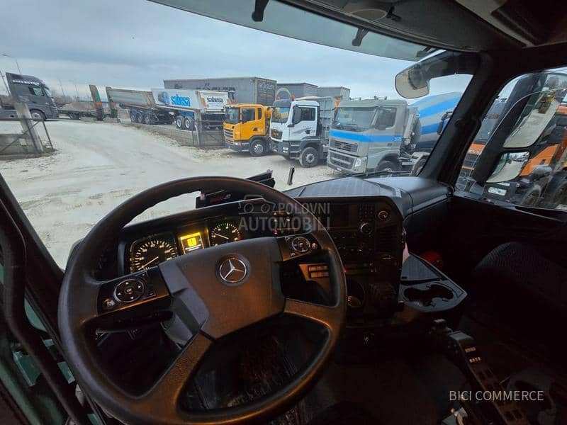 Mercedes Benz Arocs 3245
