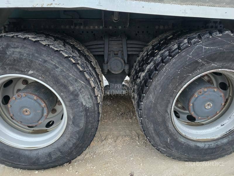 Mercedes Benz Arocs 3245