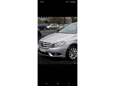 Mercedes Benz B Klasa w246 -  kompletan auto u delovima