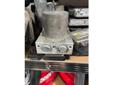 Centrala ABS-a za Mercedes Benz C Klasa, C 160, C 180 ... od 2008. do 2016. god.