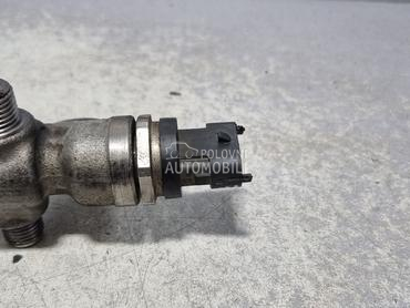 SENZOR PRITISKA GORIVA za Opel Insignia