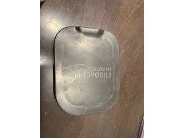 Poklopac podkrila za Volkswagen Golf 5