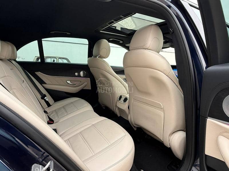Mercedes Benz E 43 AMG 