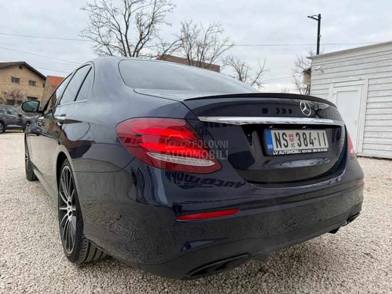 Mercedes Benz E 43 AMG 