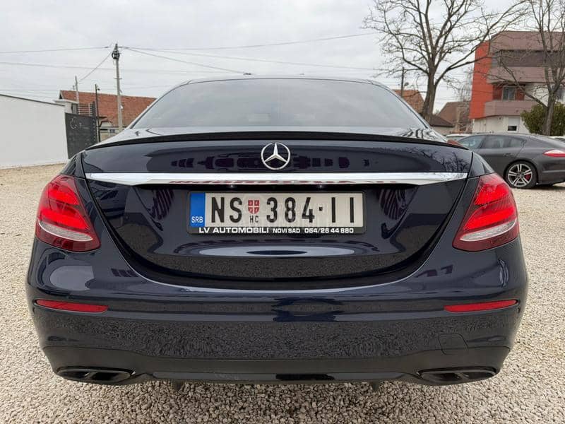 Mercedes Benz E 43 AMG 