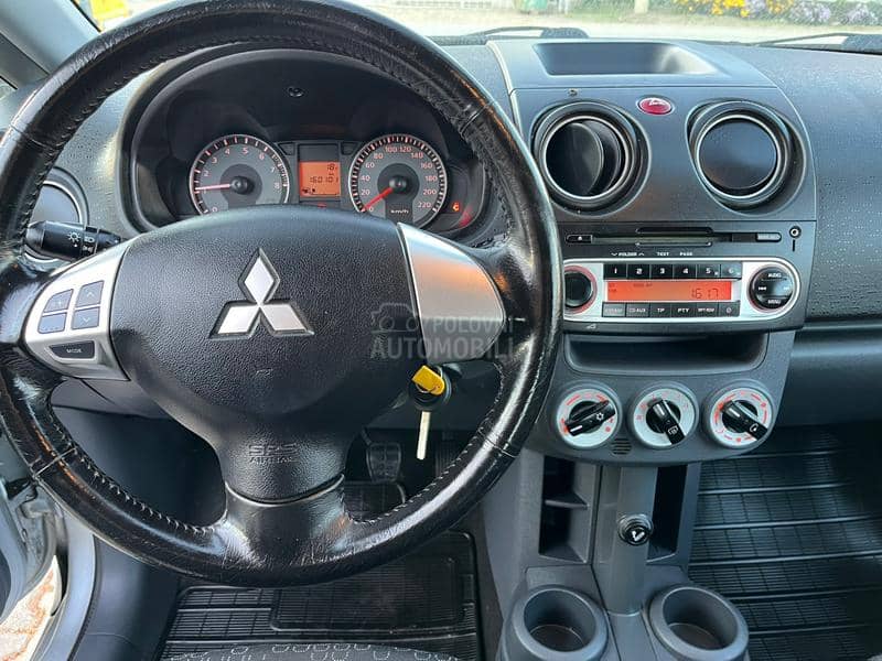 Mitsubishi Colt 1.1 i