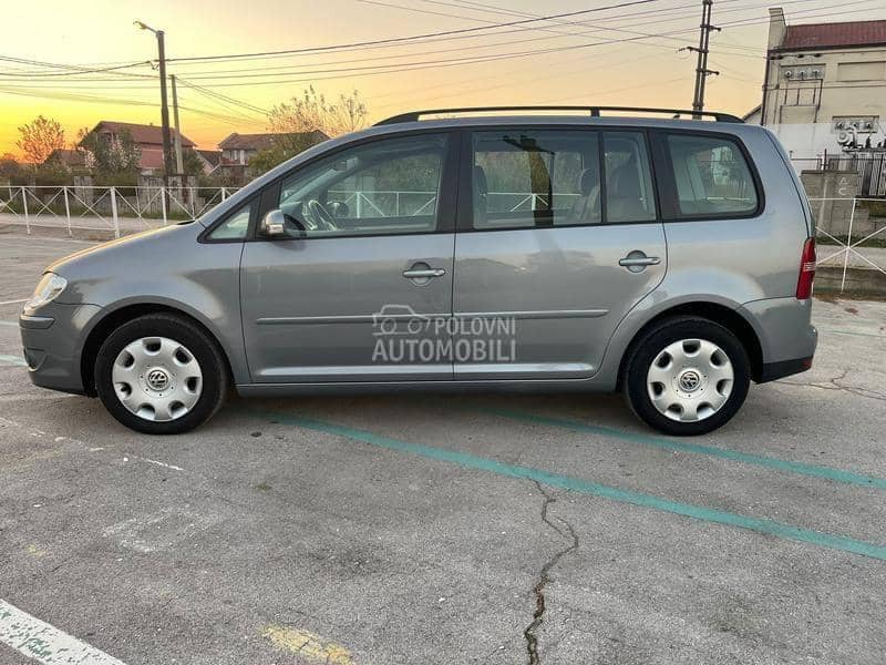 Delovi za Volkswagen Touran 2006 - 2016. god.