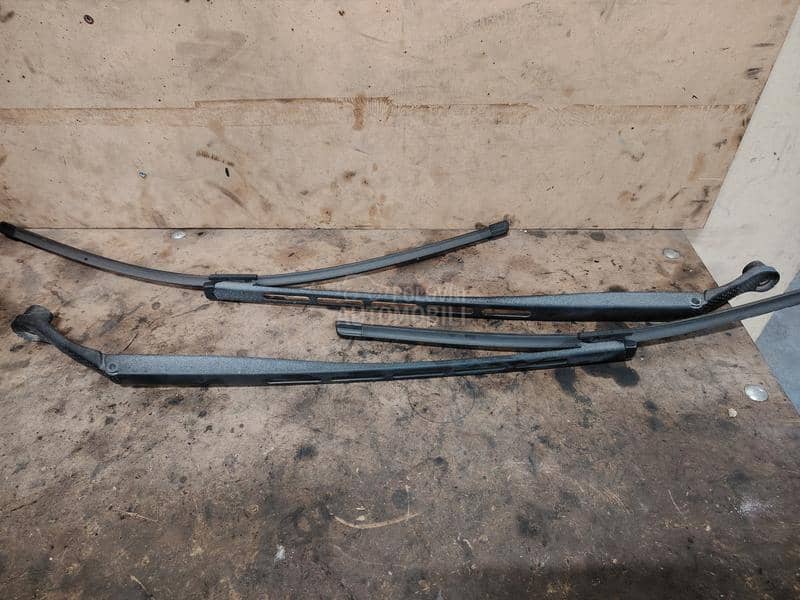 Nosaci metlica brisaca