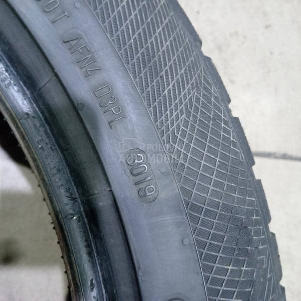 Continental 255/50 R20 Zimska