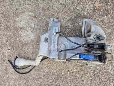 boca za tecnost brisaca za Citroen C5 od 2008. do 2017. god.