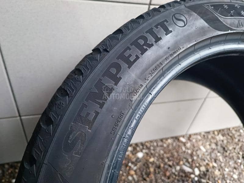 Semperit 245/45 R19 Zimska