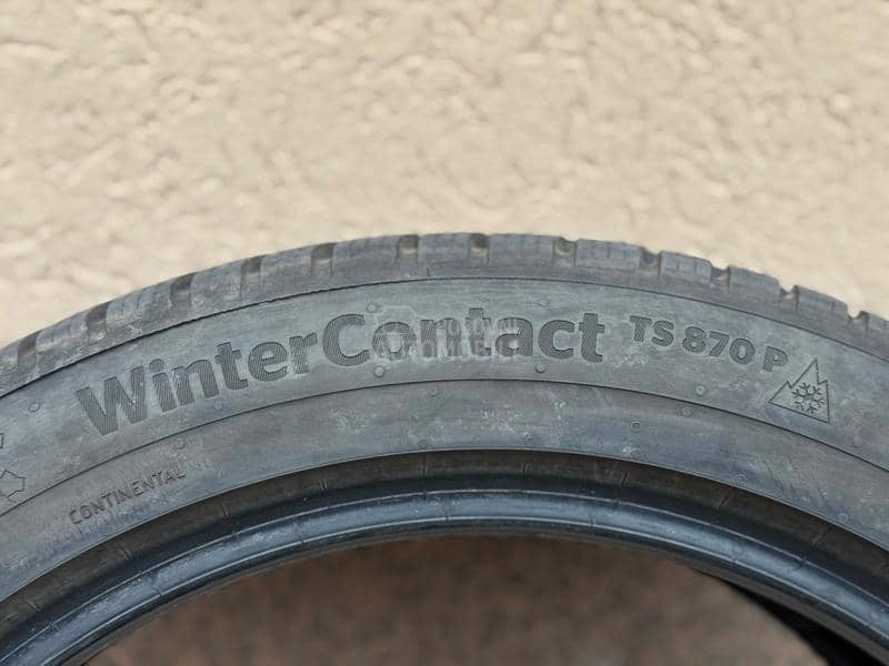 Continental 215/50 R18 Zimska