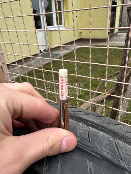 Continental 225/75 R16 Letnja