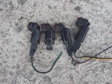 Prednji parking senzori za Opel Corsa D od 2006. do 2014. god.