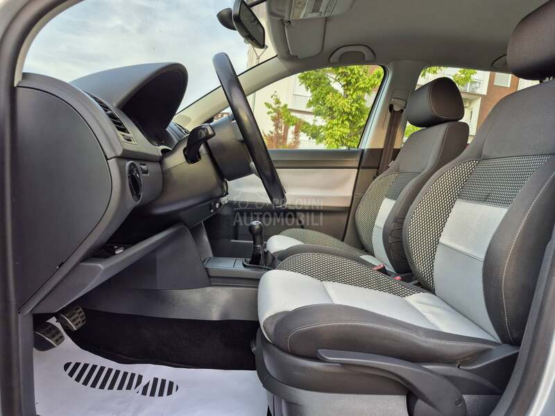 Volkswagen Cross Polo 1.6b ŠVAJCARSKA