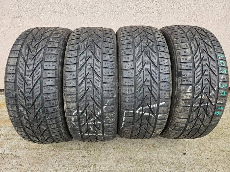 Toyo 205/50 R16 Zimska