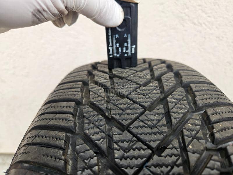 Ostalo 195/60 R15 Zimska