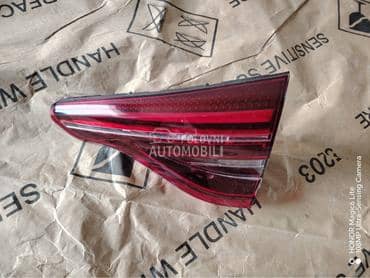 Zadnje unutrasnje stop svetlo za Renault Clio od 2019. do 2023. god.