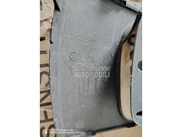 Prednja centralna resetka za BMW Serija 2 od 2016. do 2018. god.