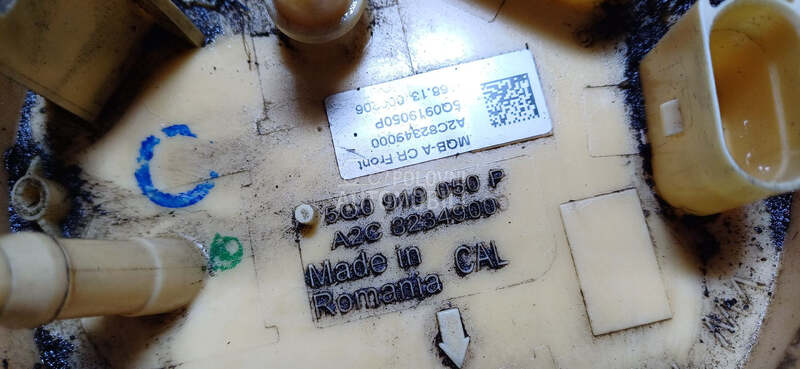 PUMPA GORIVA U REZERVOARU