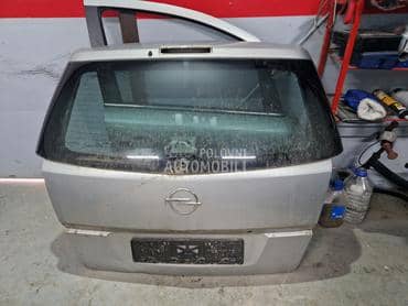 Gepek vrata siva boja za Opel Zafira od 2005. do 2012. god.