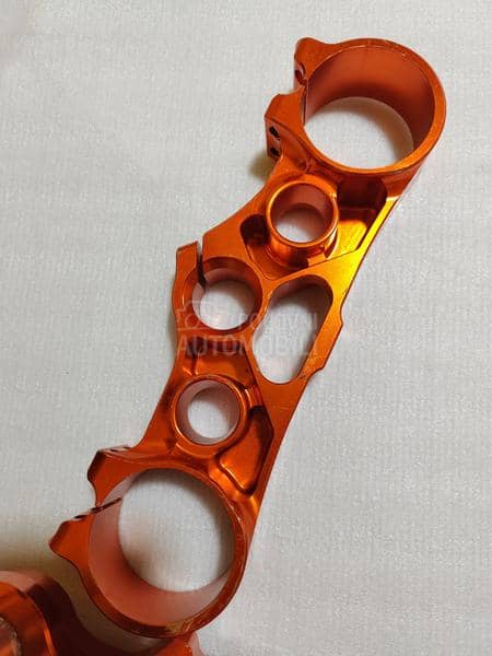 Most za KTM 450 Triple Clamp