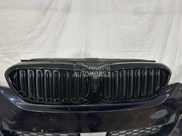 MASKA BRANIKA GRIL za BMW 520 od 2017. do 2020. god.