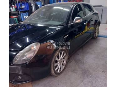 Levo krilo za Alfa Romeo Giulietta