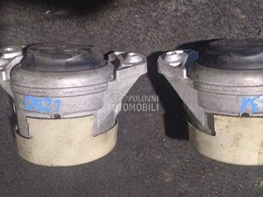 nosac motora w205 za Mercedes Benz C Klasa od 2015. do 2021. god.