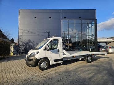 Peugeot Boxer CHCAB 435 L4 2.2H 140